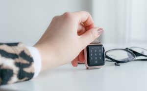 Read more about the article Harmful Effects of Smartwatch and Protection Tips